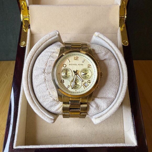 Michael Kors Chronograph Gold Tone Unisex Watch MK-5055, 38mm - Picture 1 of 5